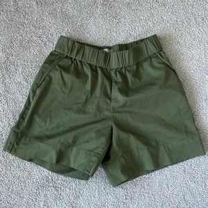 Everlane shorts